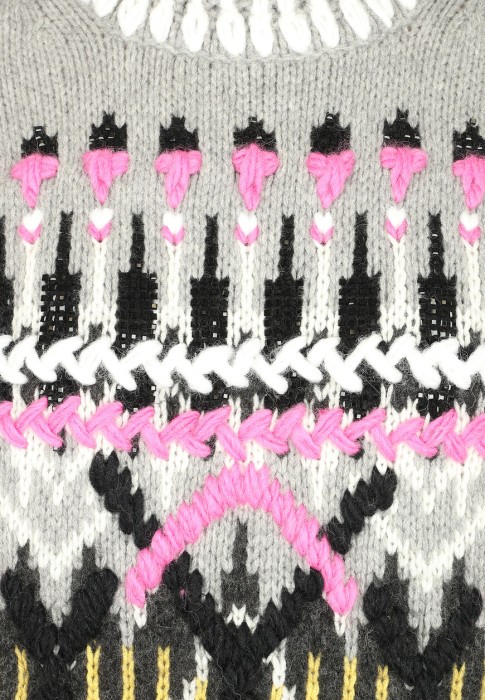 Товар серого цвета с внутренней стороны