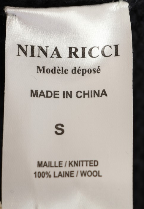 свитер  из проверенных материалов спереди