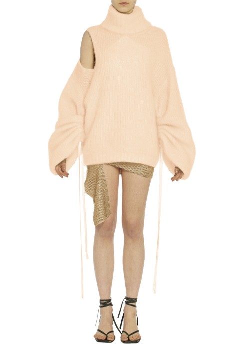 свитер  из италии вид сбоку