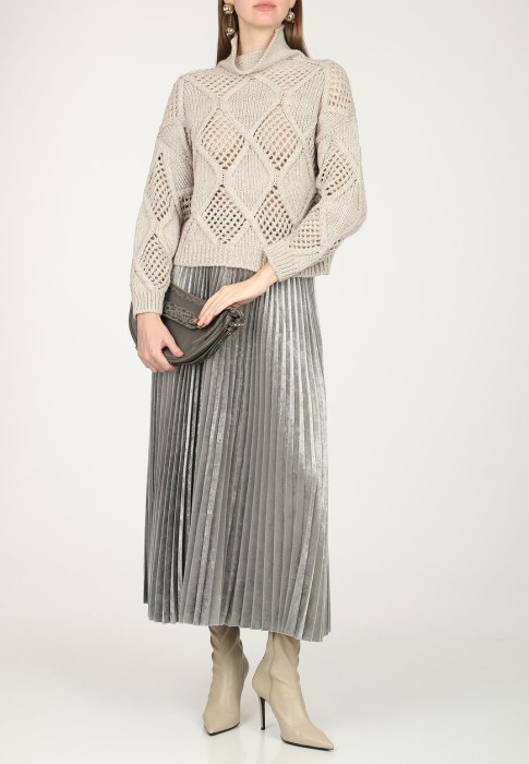 свитер  по цене 64330 руб вид справа