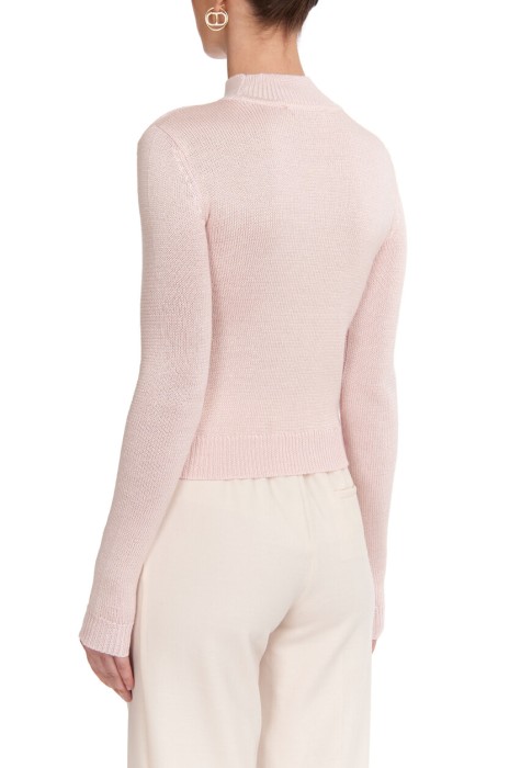 Товар розового цвета с внутренней стороны