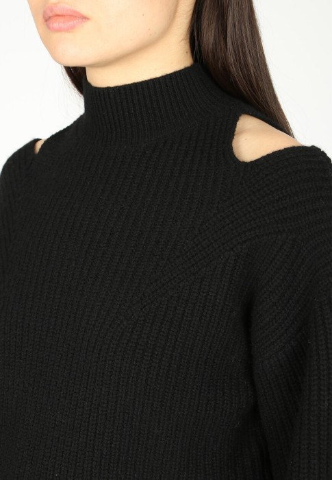 Продукция для женщин фото