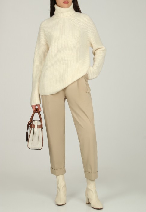 свитер  по цене 92330 руб вид справа