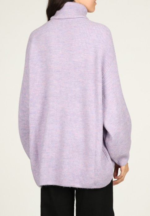 свитер  из италии вид сбоку