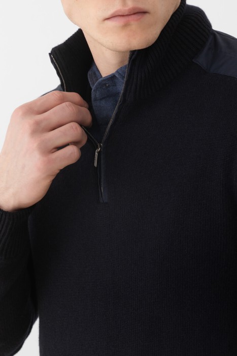 свитер  из италии вид сбоку