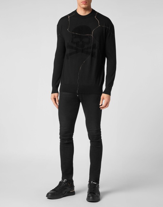 свитер  по цене 56848 руб вид справа