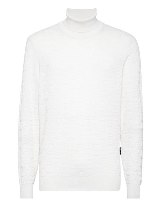 свитер  по цене 53361 руб вид справа