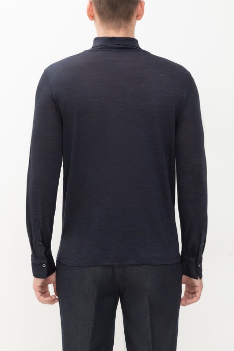 свитер  от бренда isaia вид слева