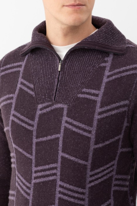 свитер  из италии вид сбоку