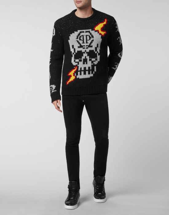 свитер  по цене 67378 руб вид справа