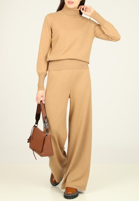 свитер  от бренда luisa spagnoli вид слева