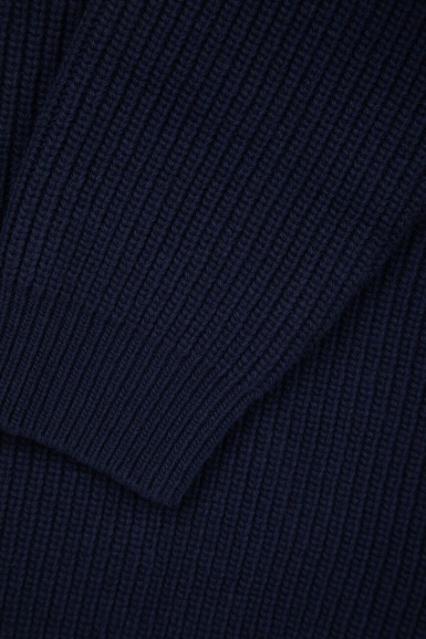 свитер  повседневного стиля с лицевой стороны