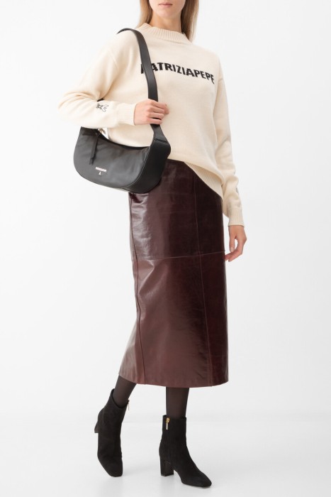 свитер  из шерсти спереди