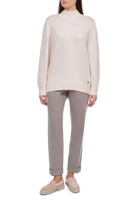 свитер  по цене 40900 руб вид справа