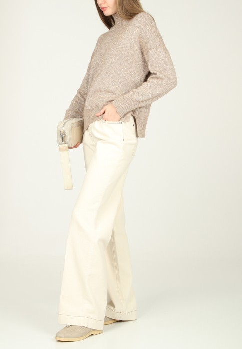 свитер  по цене 41565 руб вид справа