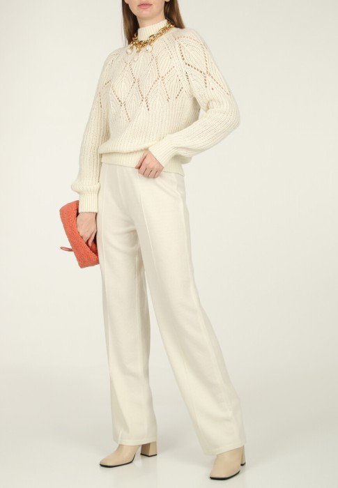 свитер  из италии вид сбоку