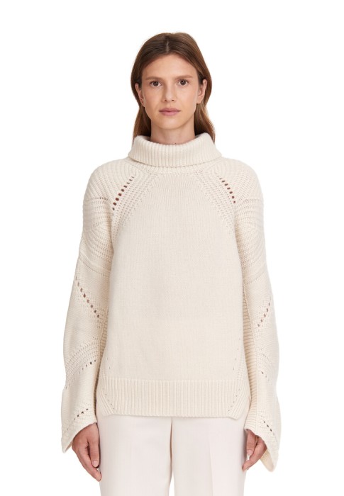 свитер  из италии вид сбоку