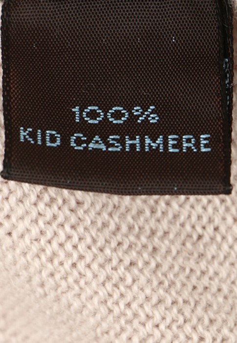 свитер  для взрослого возраста с изнаночной стороны