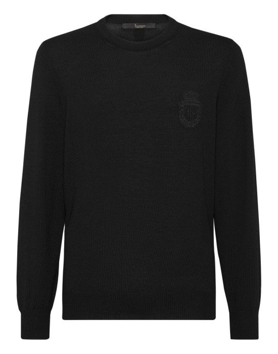 Товар черного цвета с внутренней стороны