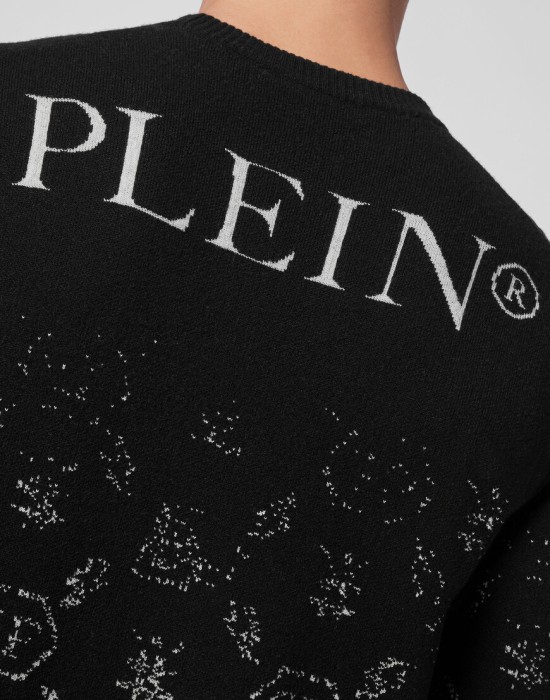 свитер  из проверенных материалов спереди