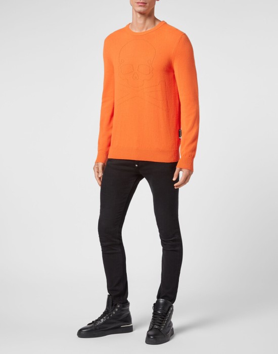 свитер  по цене 94190 руб вид справа