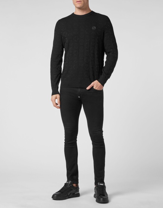 свитер  по цене 63310 руб вид справа