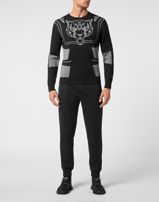 свитер  по цене 22560 руб вид справа