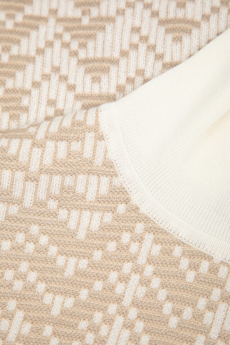 свитер  из шерсти спереди