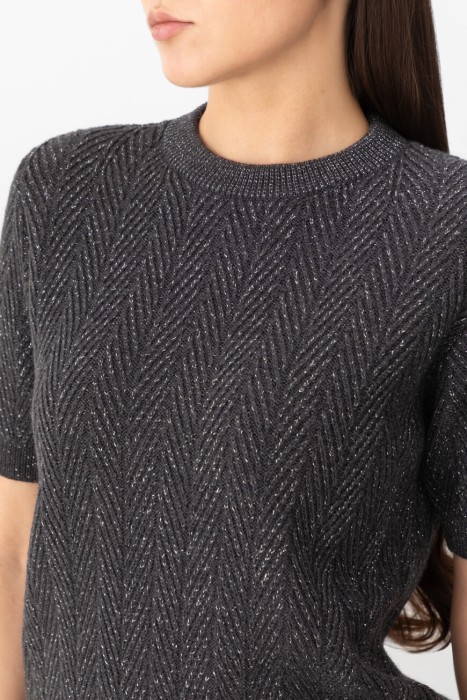 свитер  из франции вид сбоку