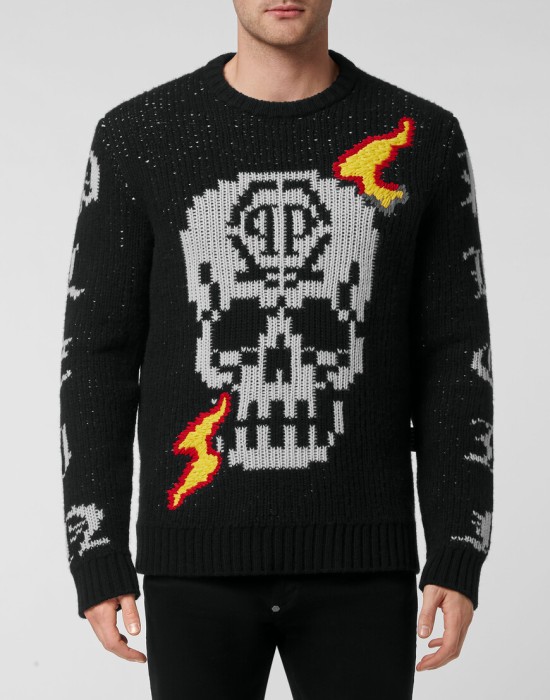 свитер от бренда philipp plein вид слева