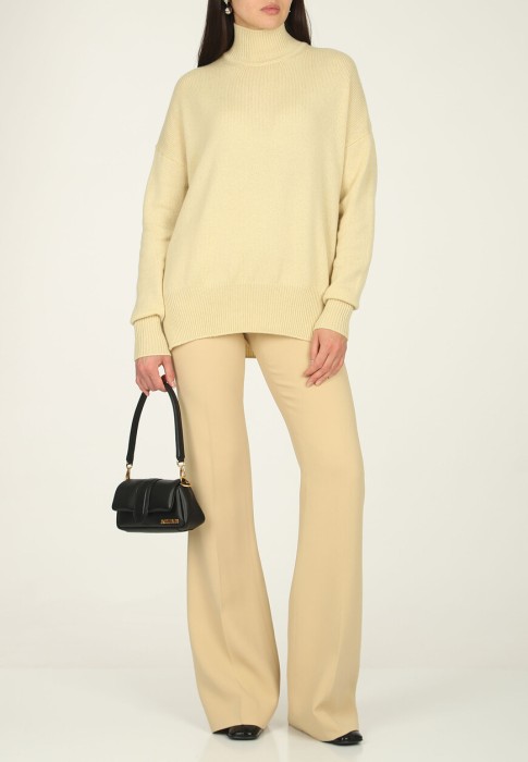 свитер  от бренда jil sander вид слева