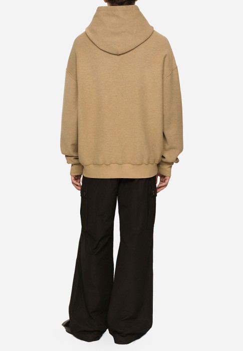 Товар бежевого цвета с внутренней стороны