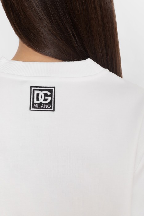 Товар белого цвета с внутренней стороны