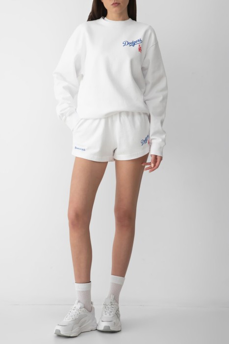 Товар белого цвета с внутренней стороны