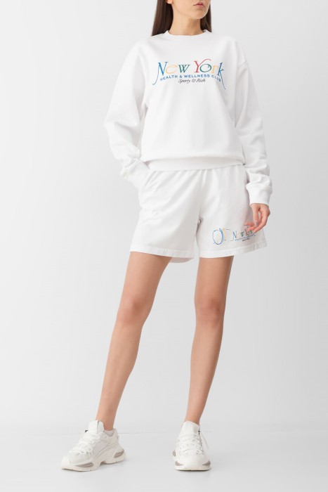 Товар белого цвета с внутренней стороны