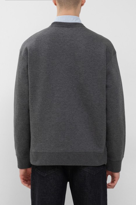 свитшот  по цене 88500 руб вид справа