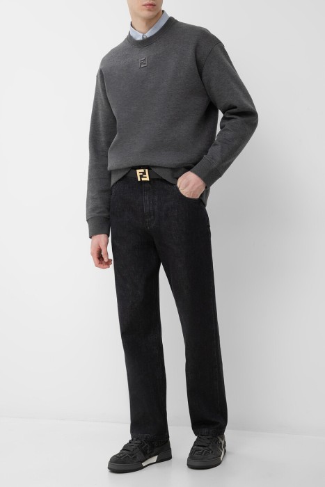 Товар серого цвета с внутренней стороны