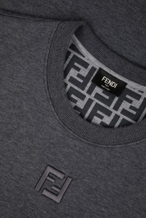 свитшот  из хлопка спереди