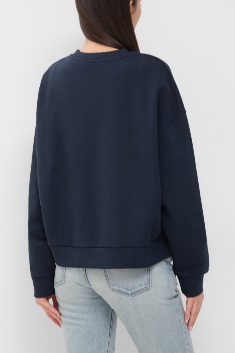 свитшот  по цене 78400 руб вид справа