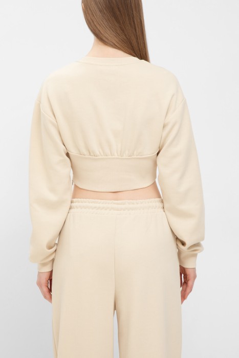 свитшот  по цене 18750 руб вид справа