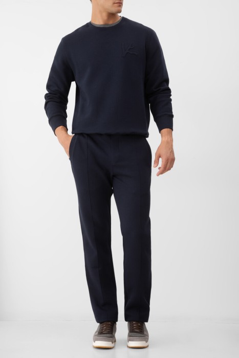 Товар синего цвета с внутренней стороны