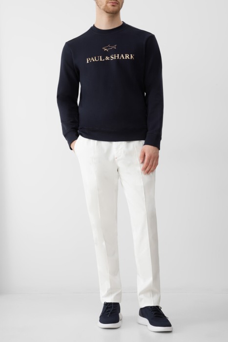 Товар синего цвета с внутренней стороны