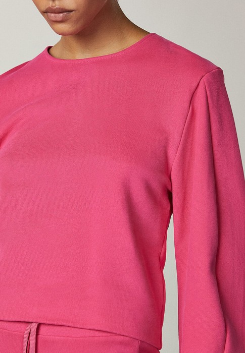 Товар розового цвета с внутренней стороны