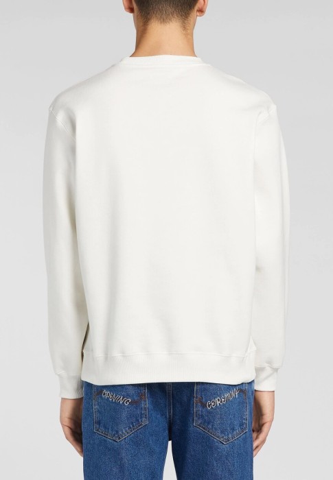 Товар белого цвета с внутренней стороны