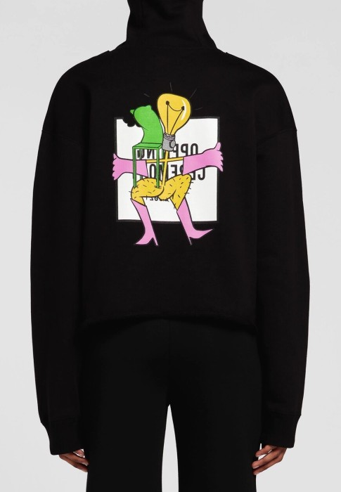 свитшот  - качественный продукт вид сбоку