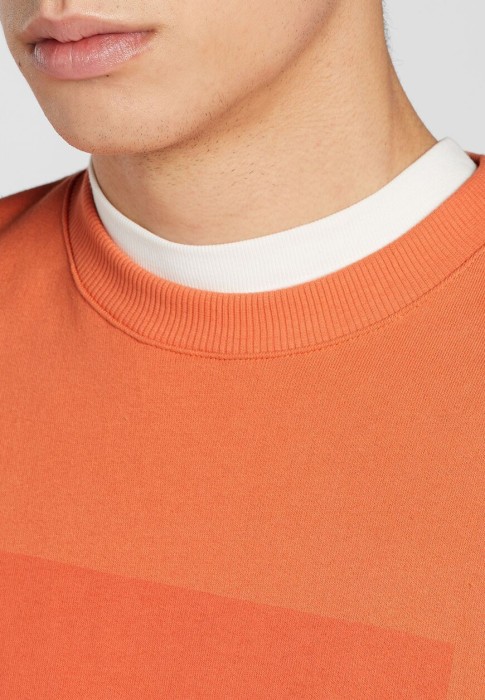 свитшот  из проверенных материалов спереди