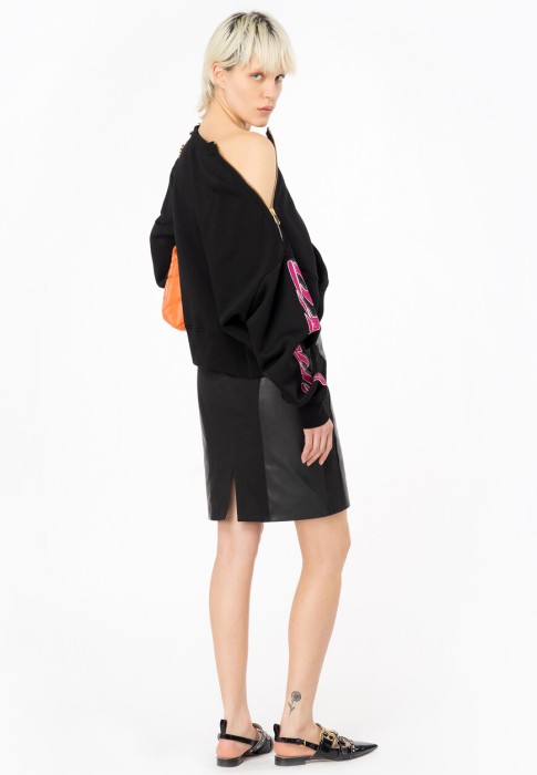 свитшот  из проверенных материалов спереди