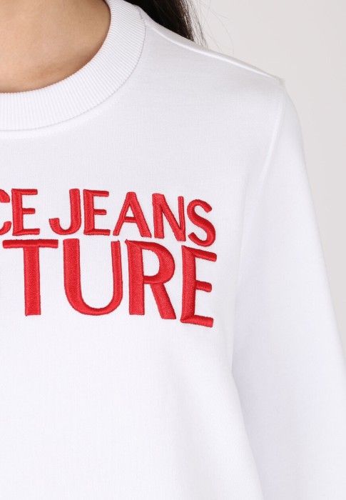 Товар белого цвета с внутренней стороны