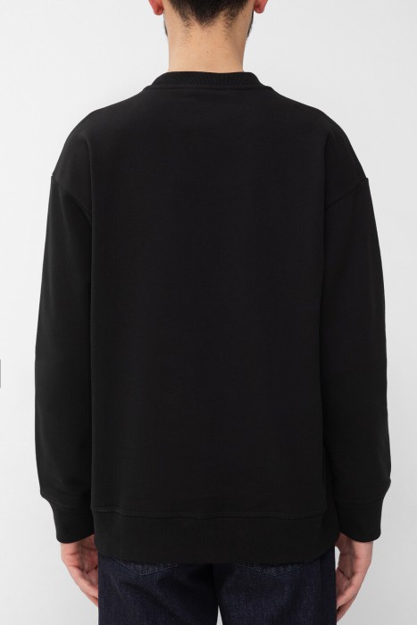 свитшот  по цене 50250 руб вид справа