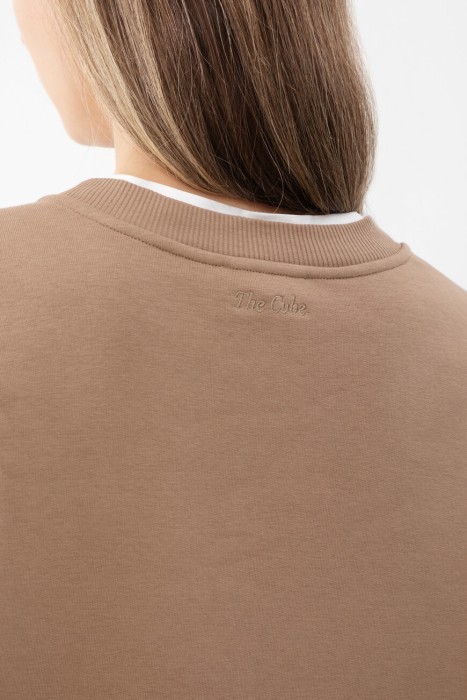 свитшот  из хлопка спереди